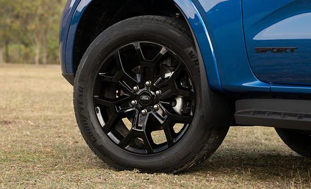 ford everest sport 691 4 - Dĩ An Ford