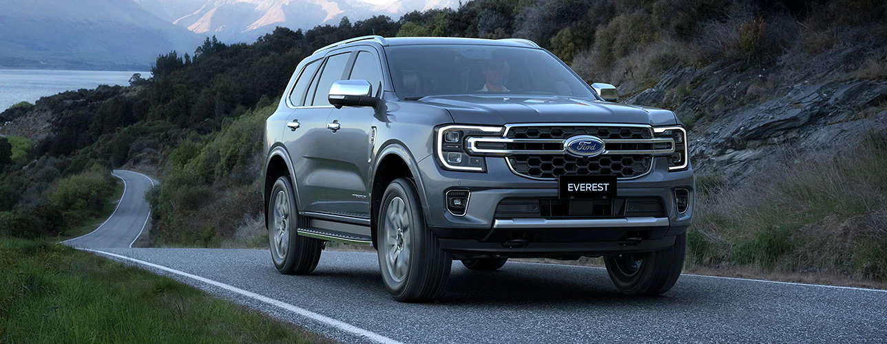 ford everest titanium 4x2 742 - Dĩ An Ford