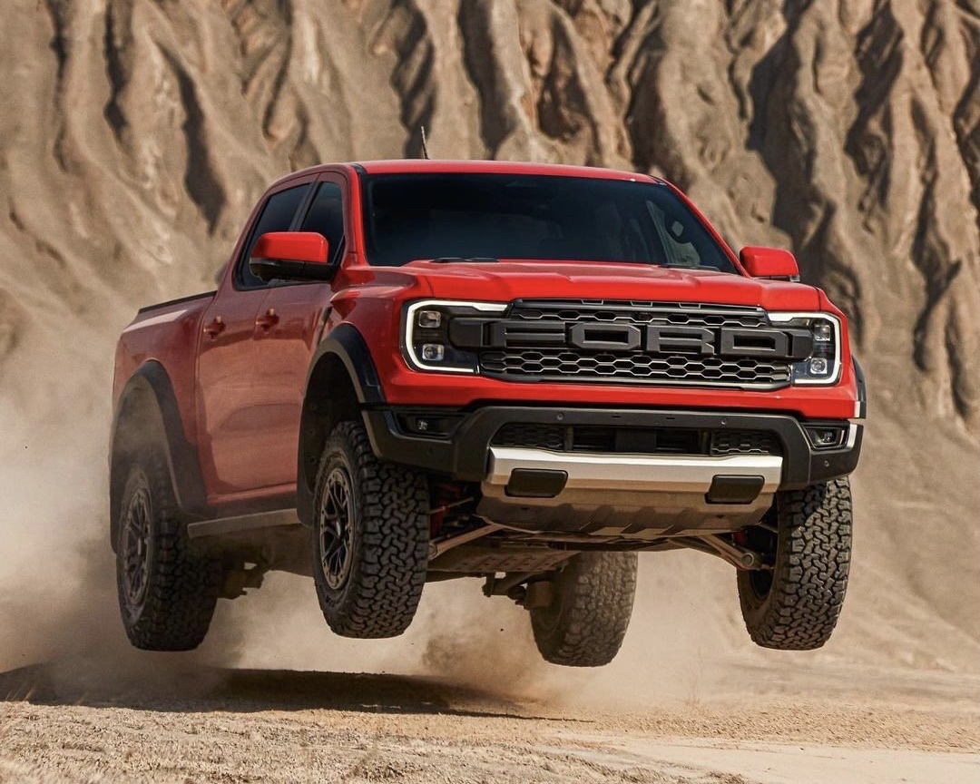 Ưu đãi giá xe ford raptor tại Dĩ An Ford