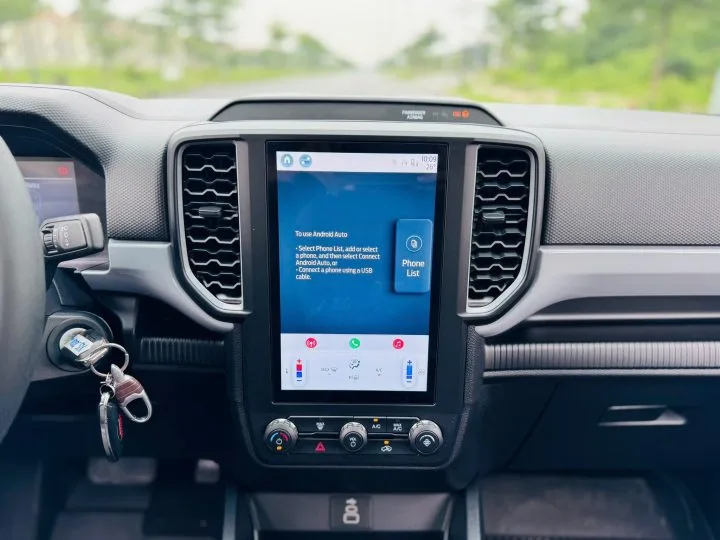 Ford Ranger XL - Dĩ An Ford ford ranger xls noi that co phu kien 6 - Dĩ An Ford