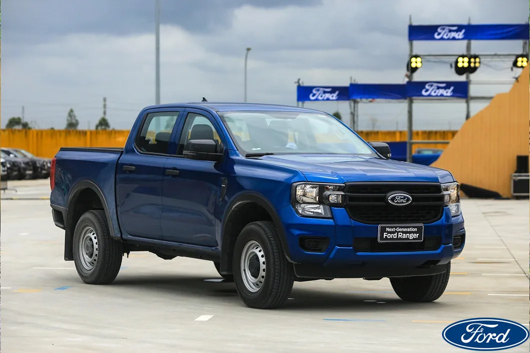 Ford Ranger XL - Dĩ An Ford logo ranger xl 2023 2 1661729304590543580992.jpg - Dĩ An Ford