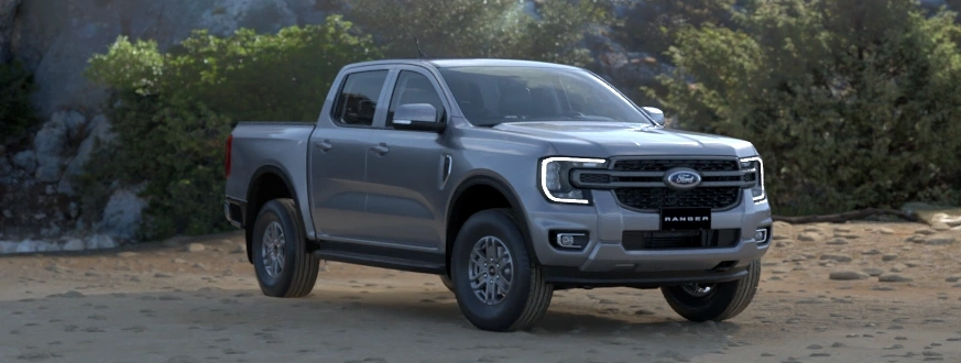 vn xls iconic silver 01 - Dĩ An Ford